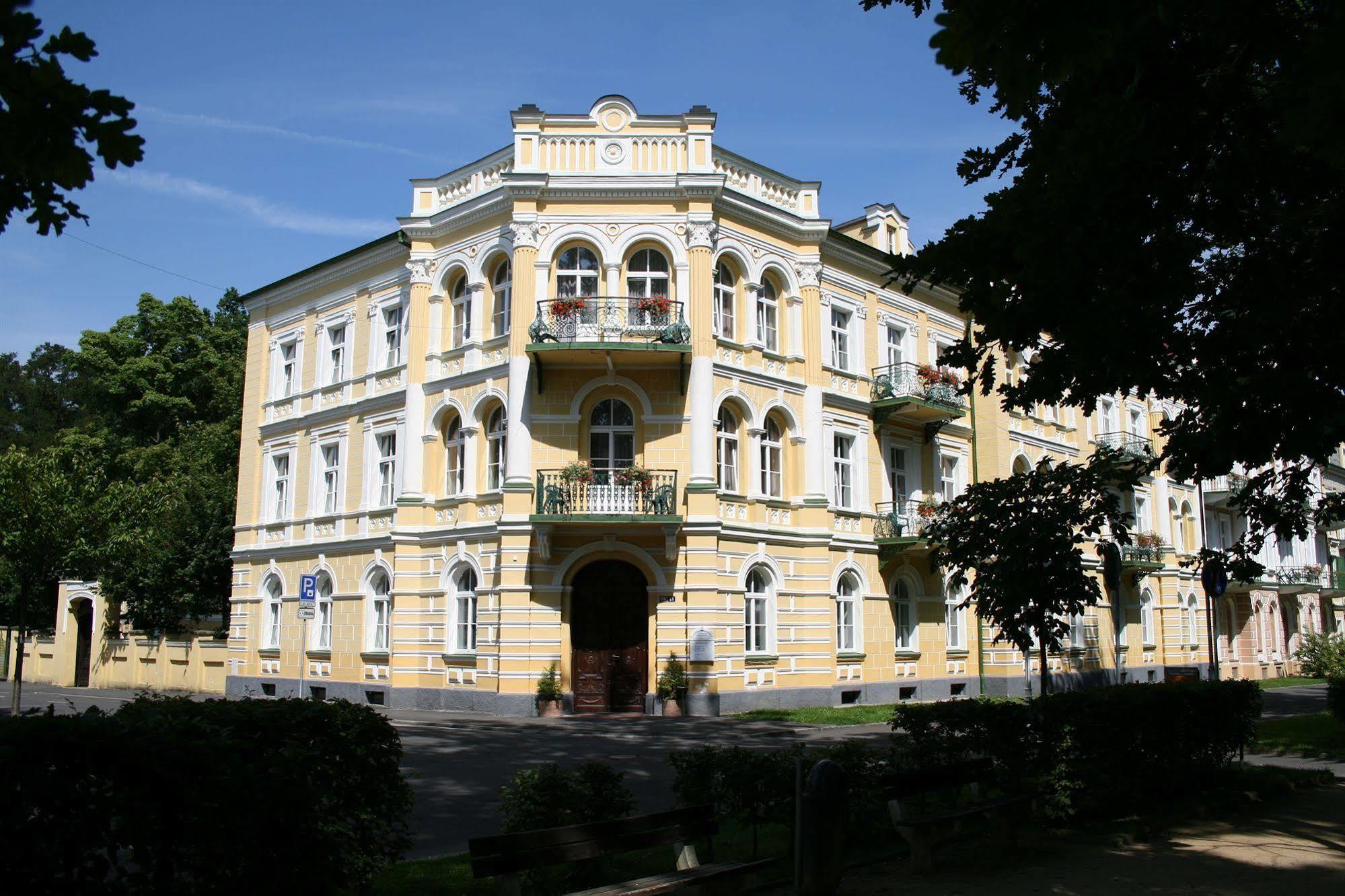 Hotel Metropol Františkovy Lázně Esterno foto